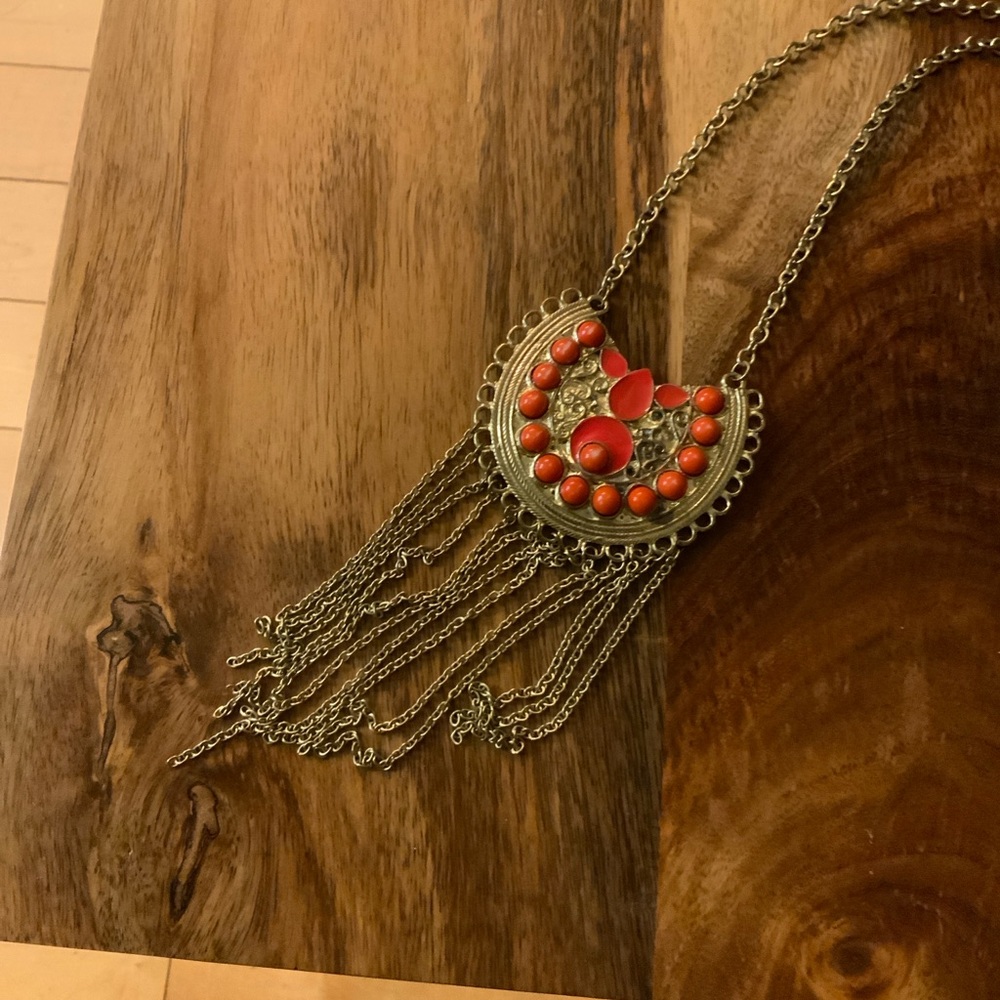Vintage Boho Coral Enamel/Stone Pendant Costume Jewelry Necklace